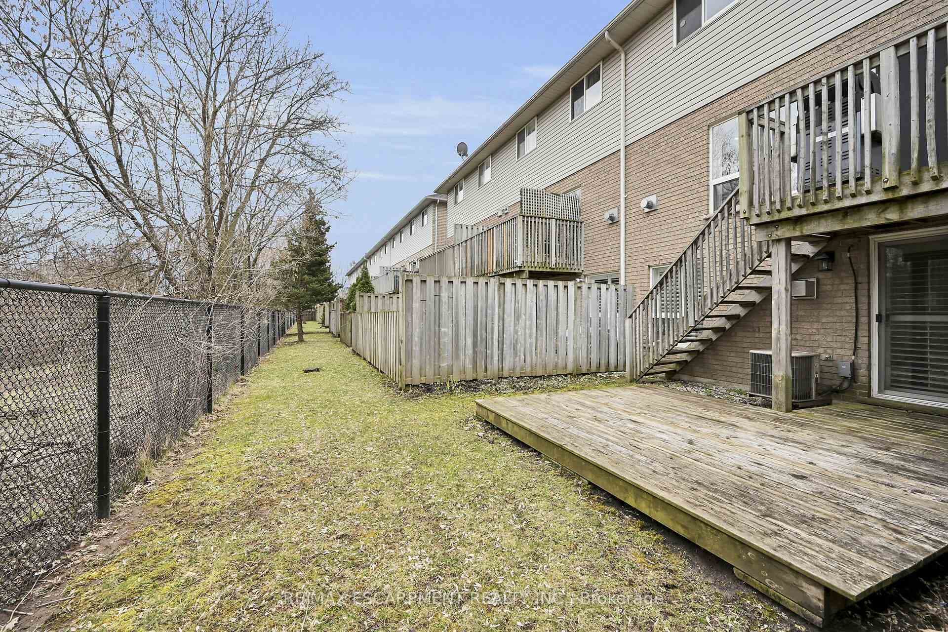 2151 Walkers Line Unit 10 photo 36