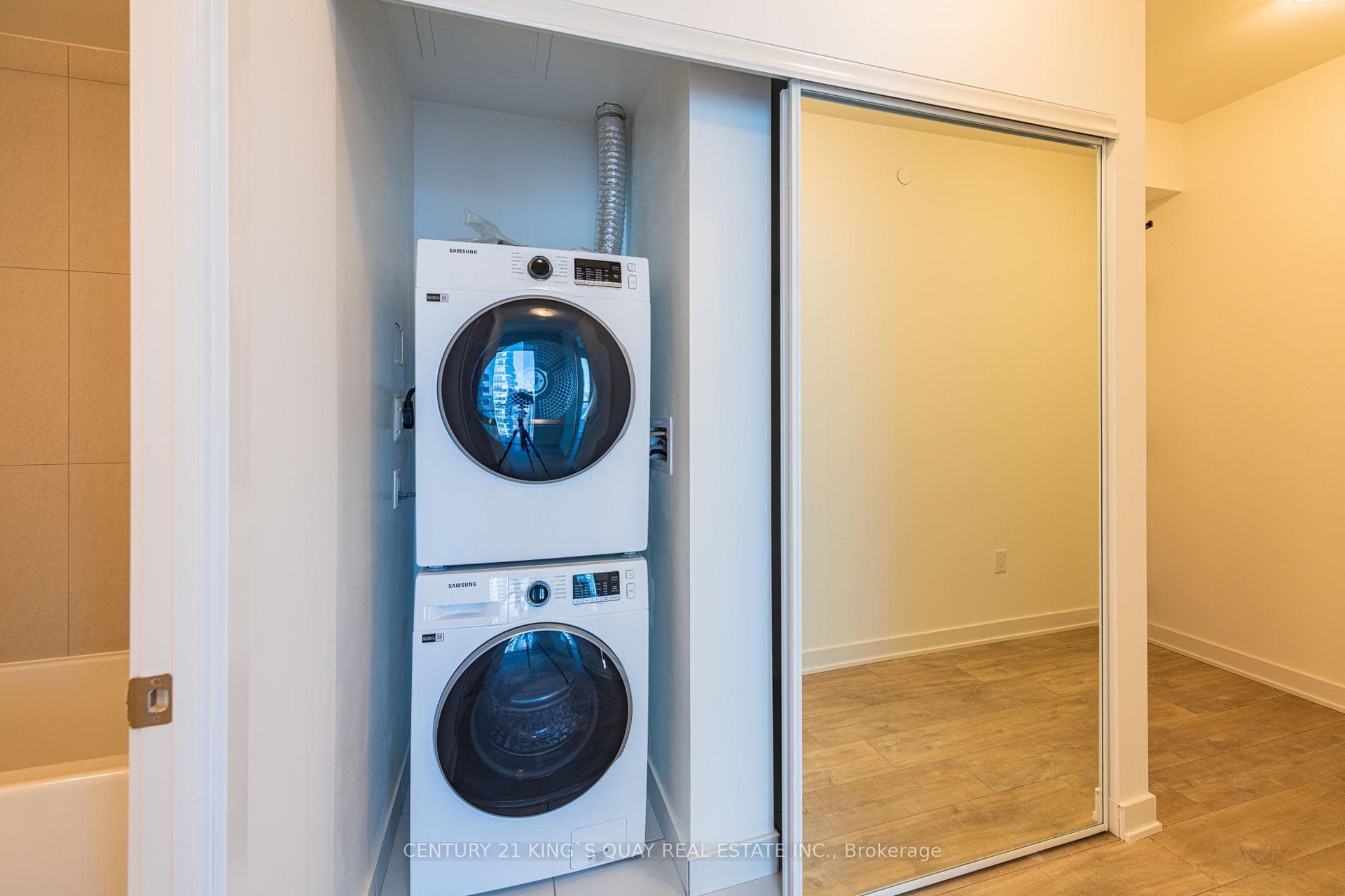 100 Dalhousie Street Unit 2507 photo 19
