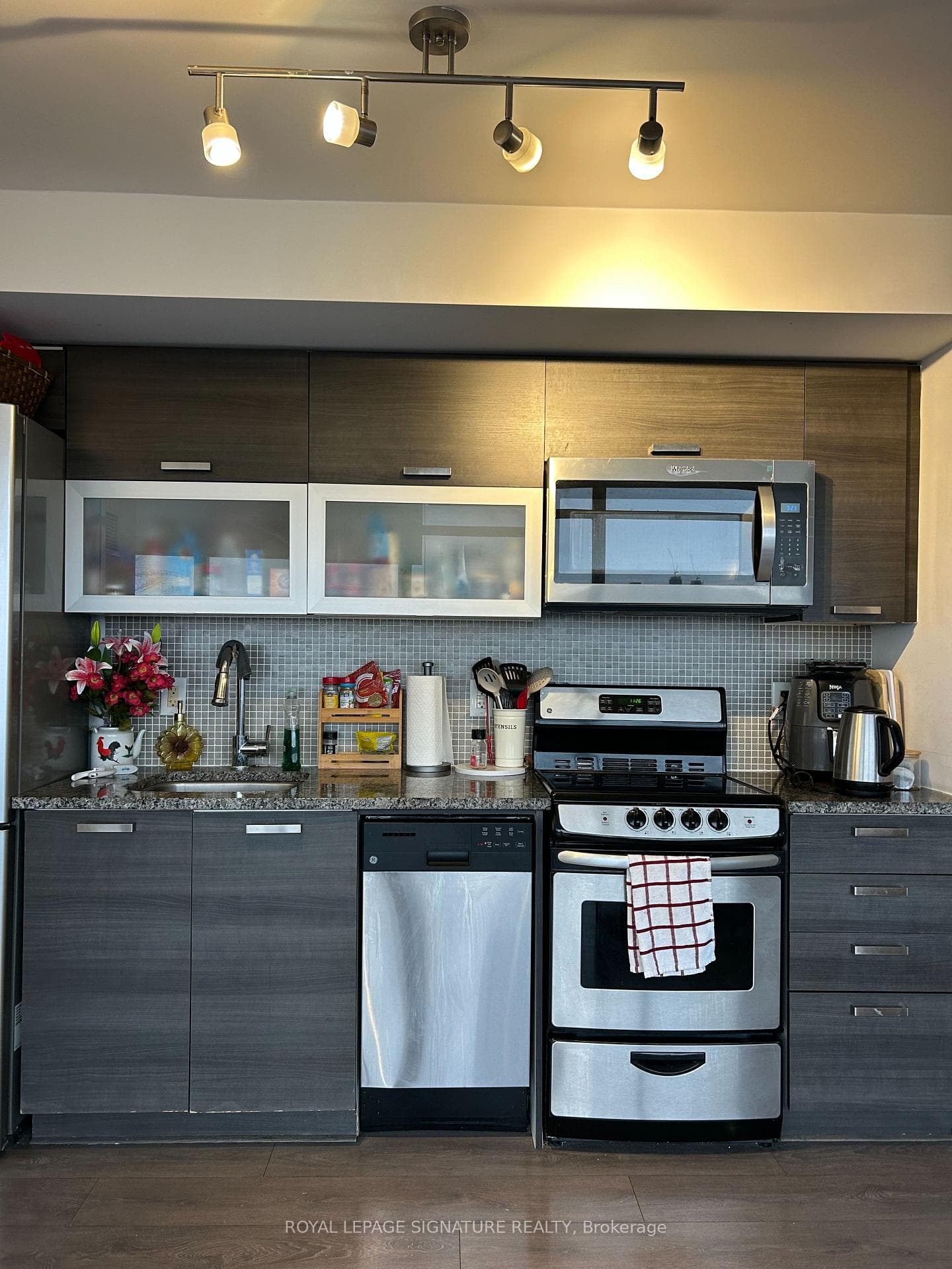 36 Lisgar Street Unit 1202E photo 7