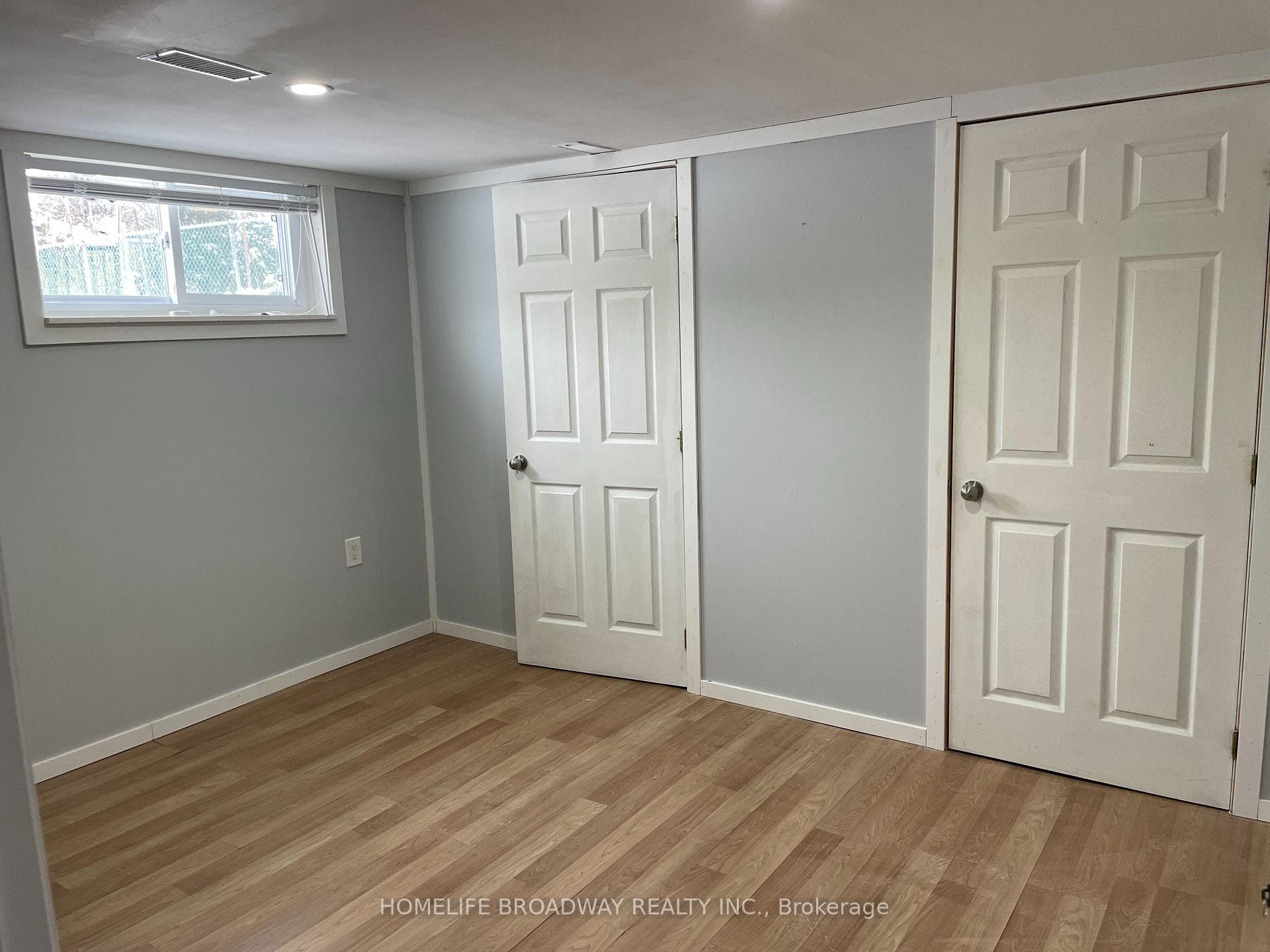 1570 Pharmacy Avenue Unit Lower Level photo 4