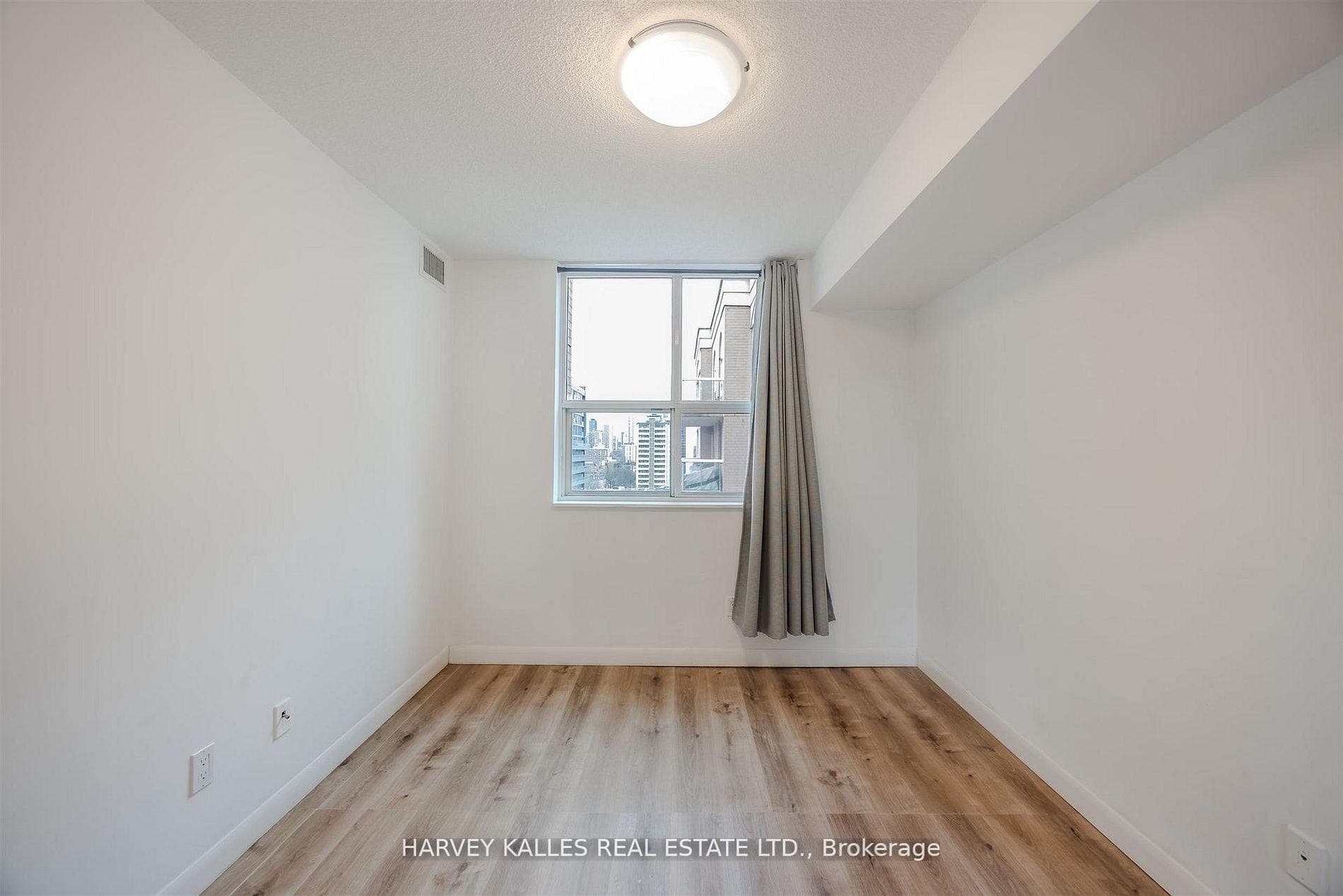 323 Richmond Street Unit 1405 photo 37