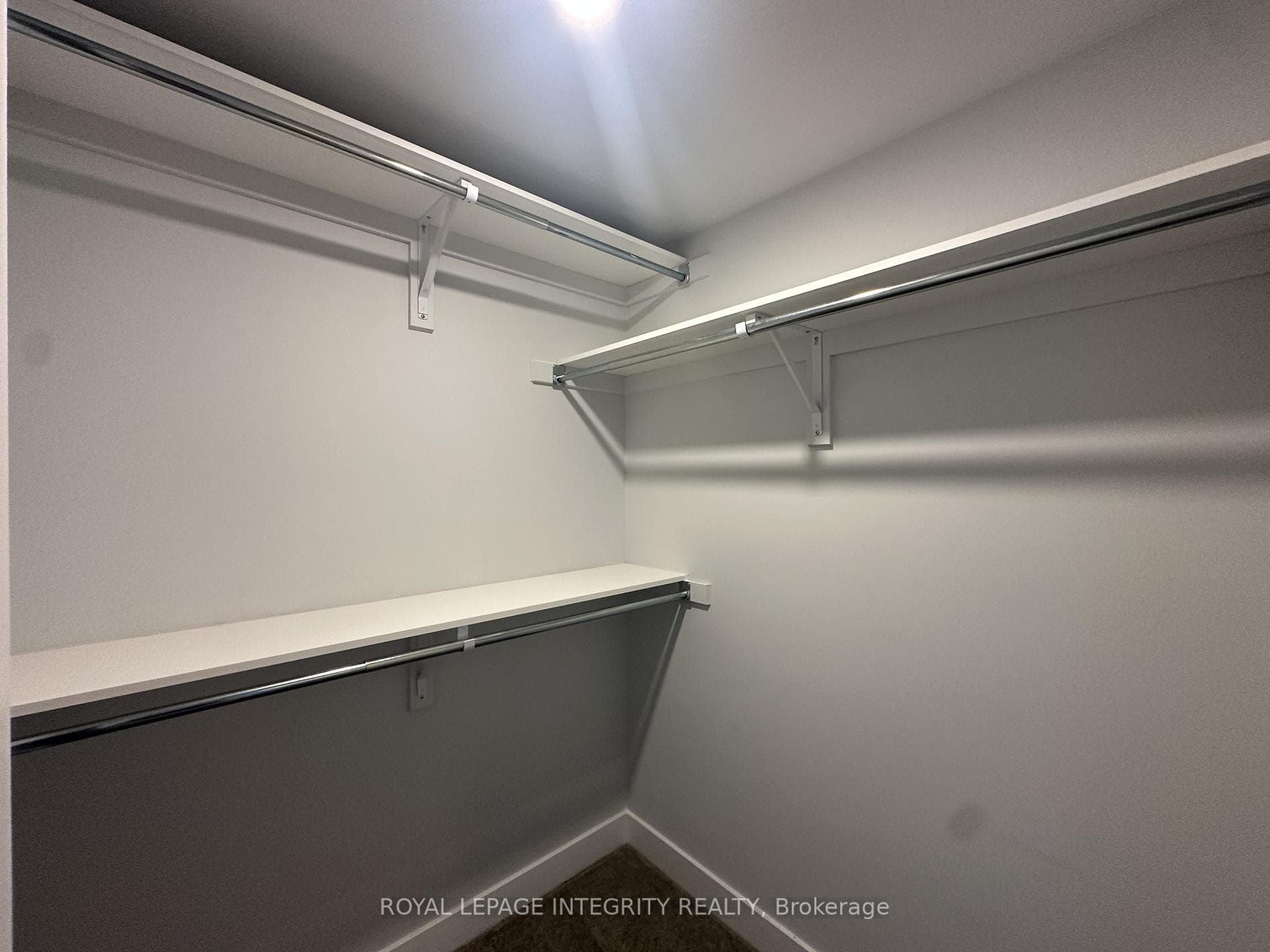 280 Anyolite Private photo 16