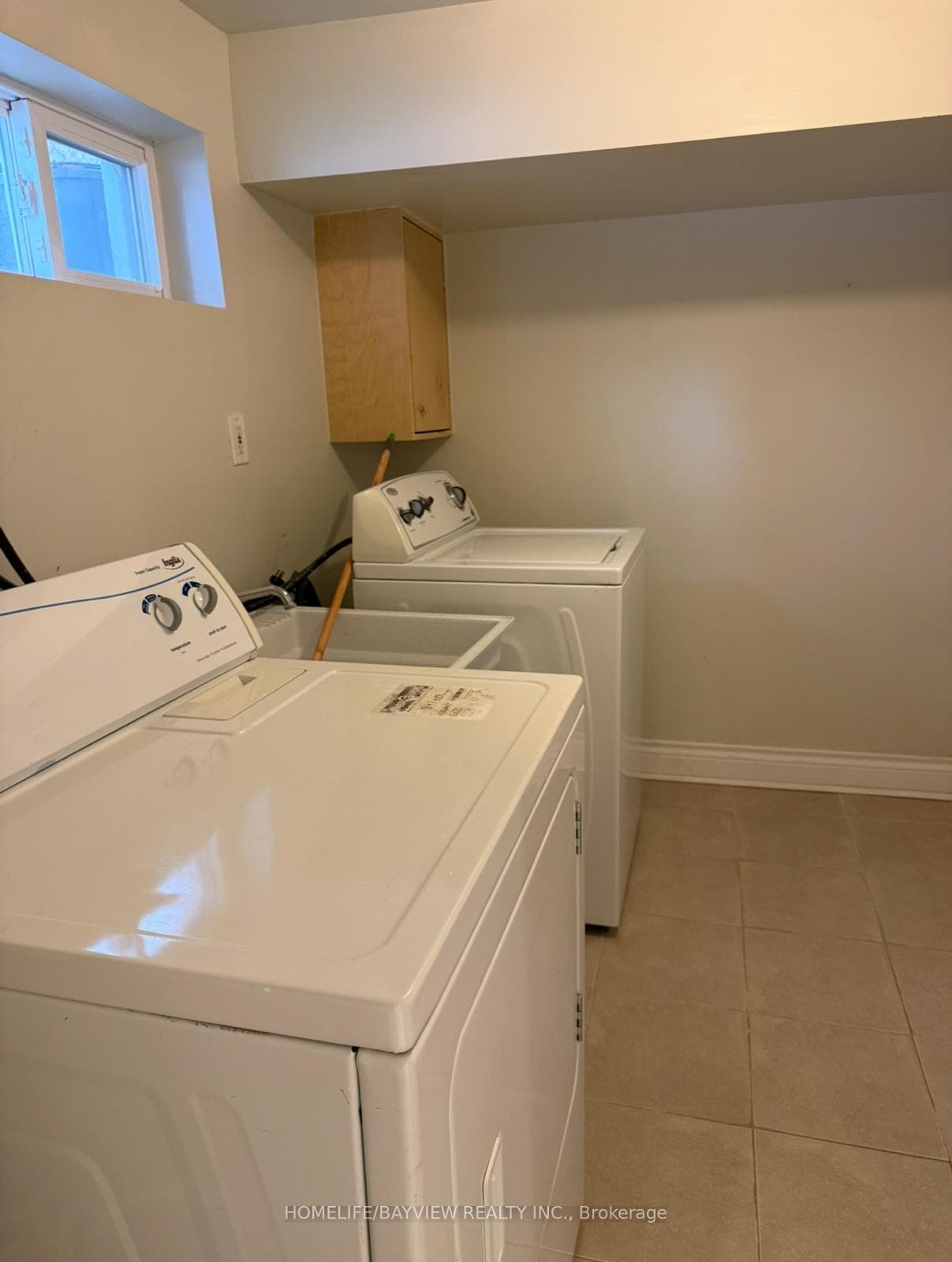 44 Richardson Drive photo 6