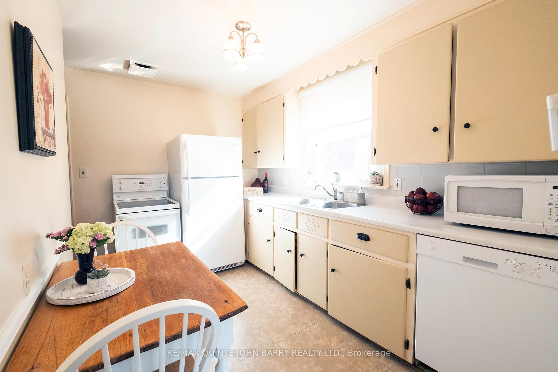 34 Southview Avenue photo 11