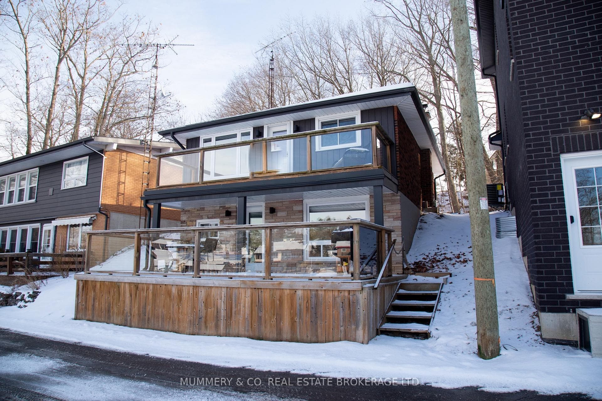 52 Grand Street photo 48