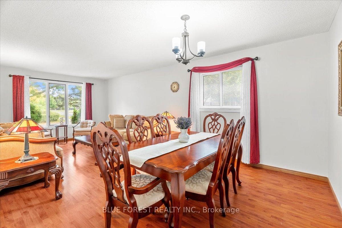 106 Conway Lane photo 9