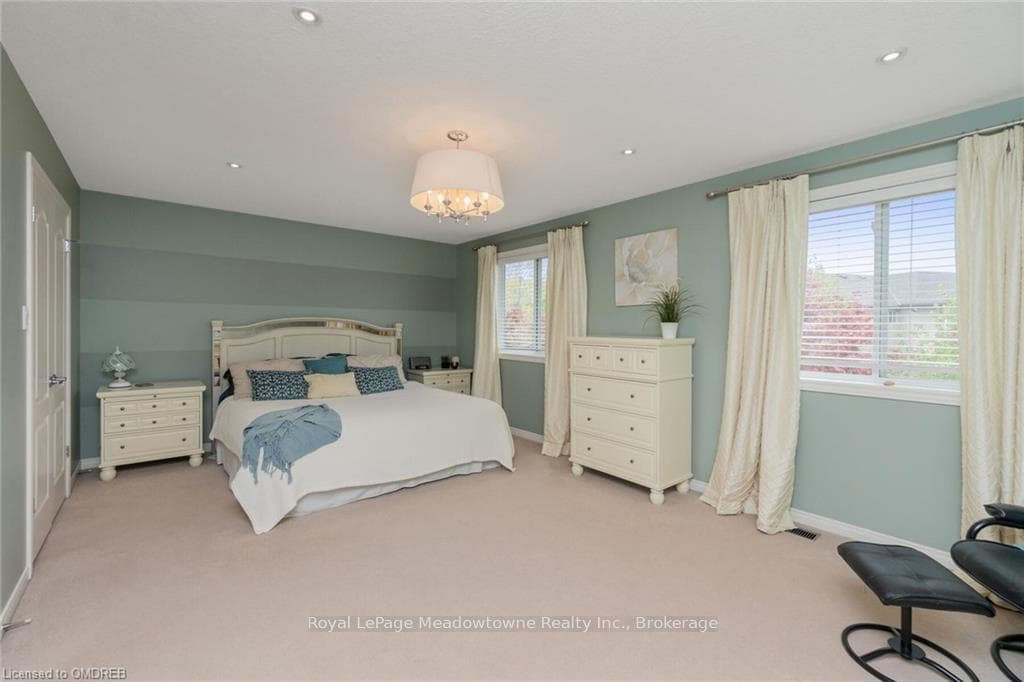 10 COSTIGAN Court photo 20
