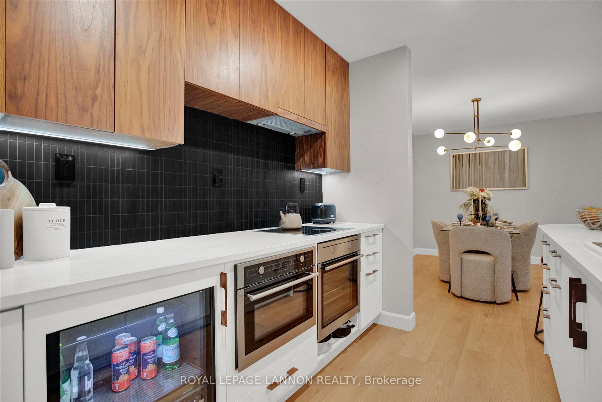 1550 Dease Street Unit 305 photo 14