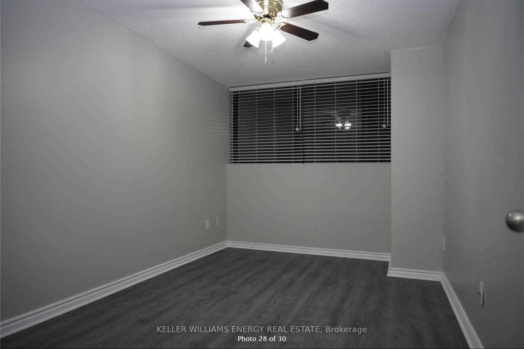 10 Tapscott Road Unit 813 photo 28