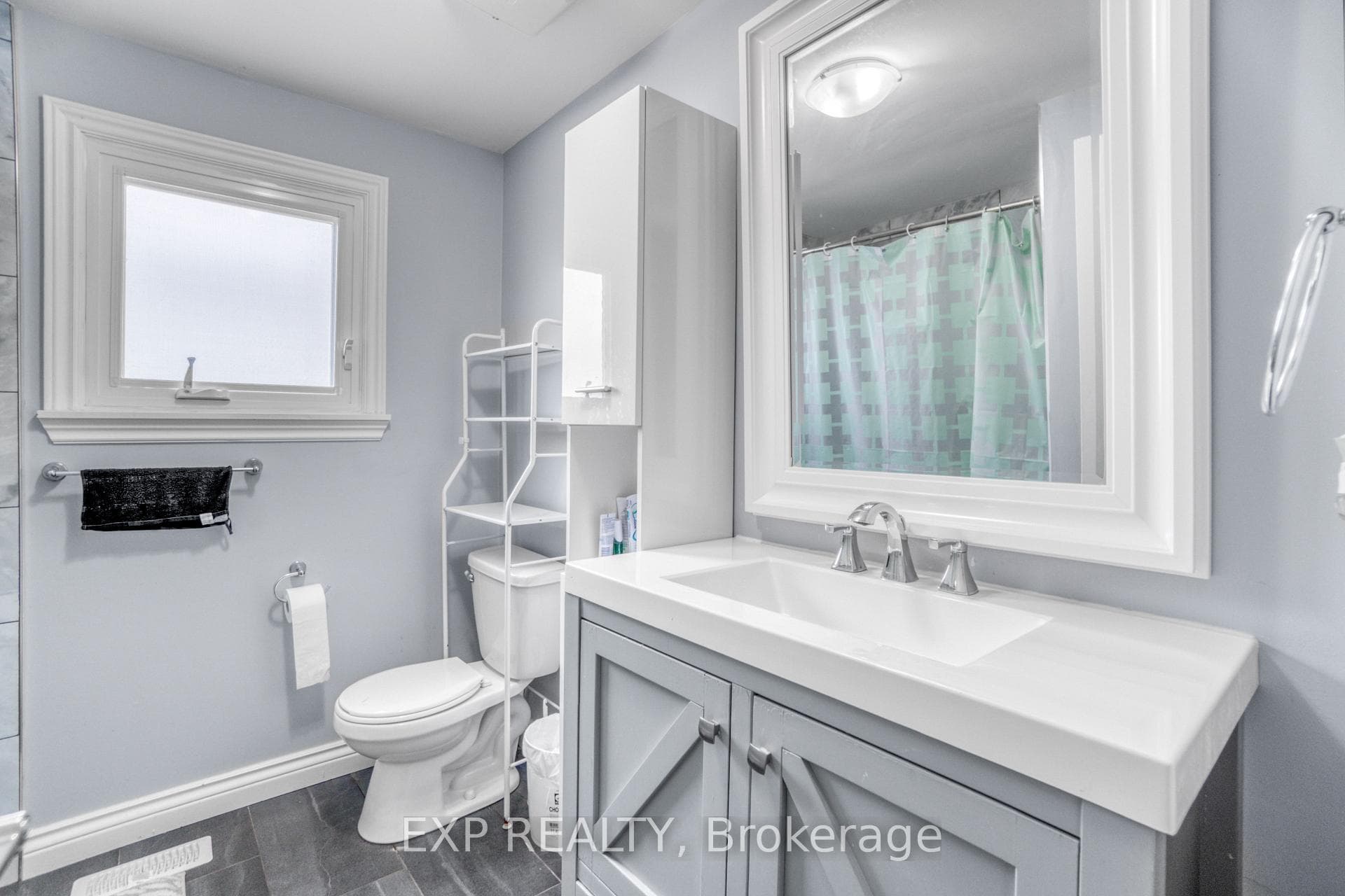 111 Morton Way photo 30