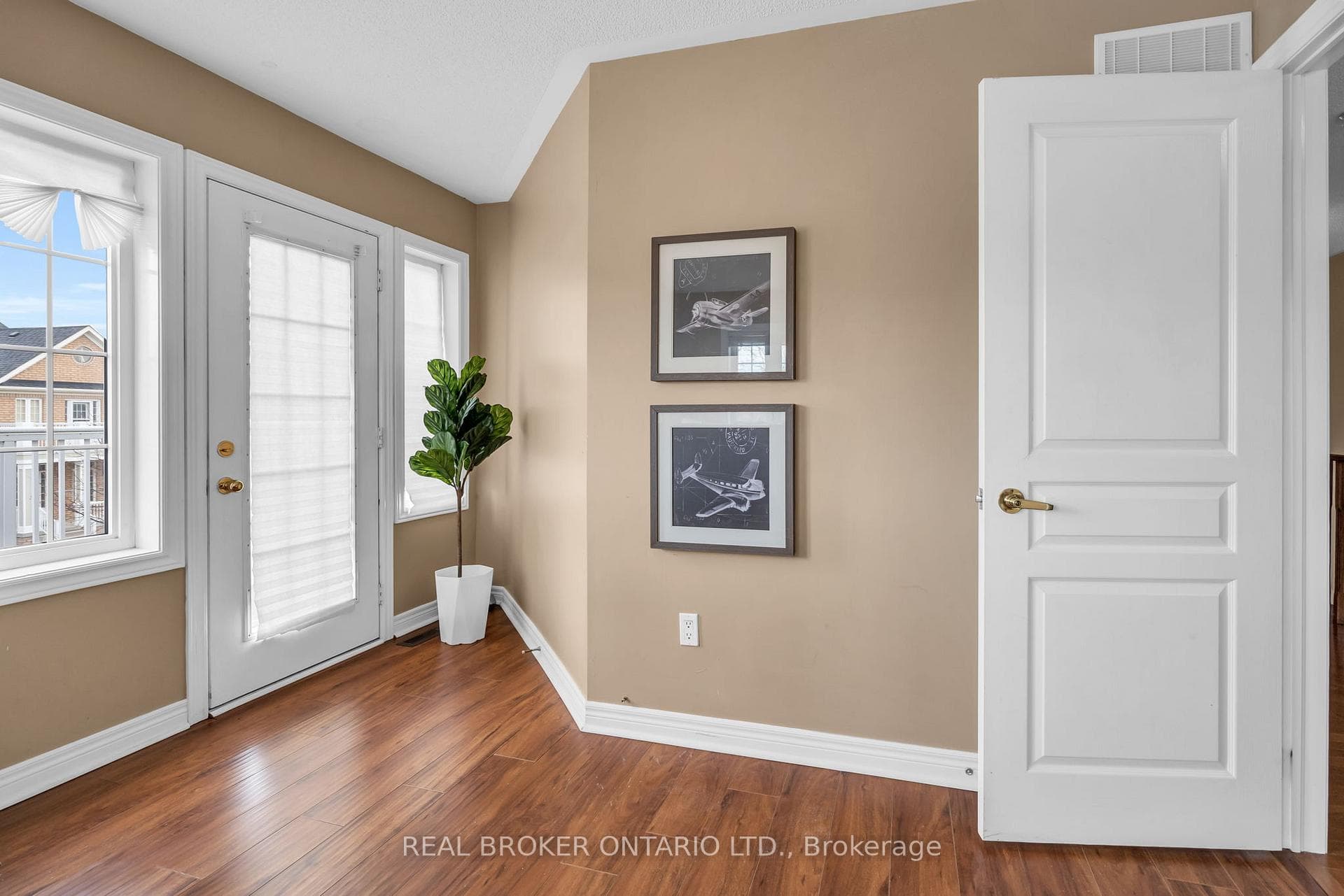 34 Tennant Drive photo 24