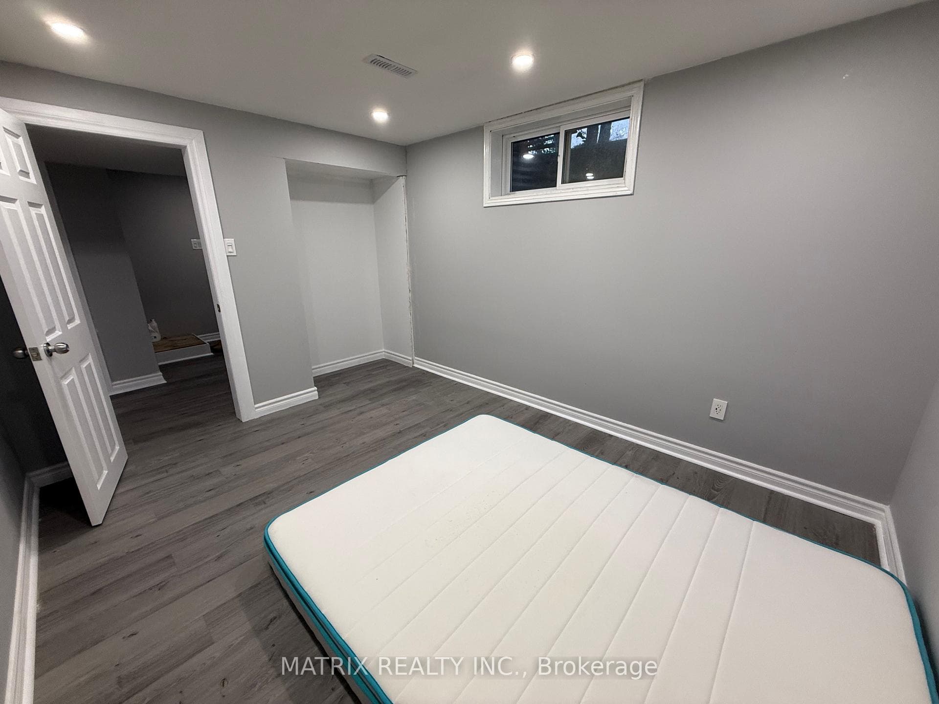1595 Geta Circle photo 11