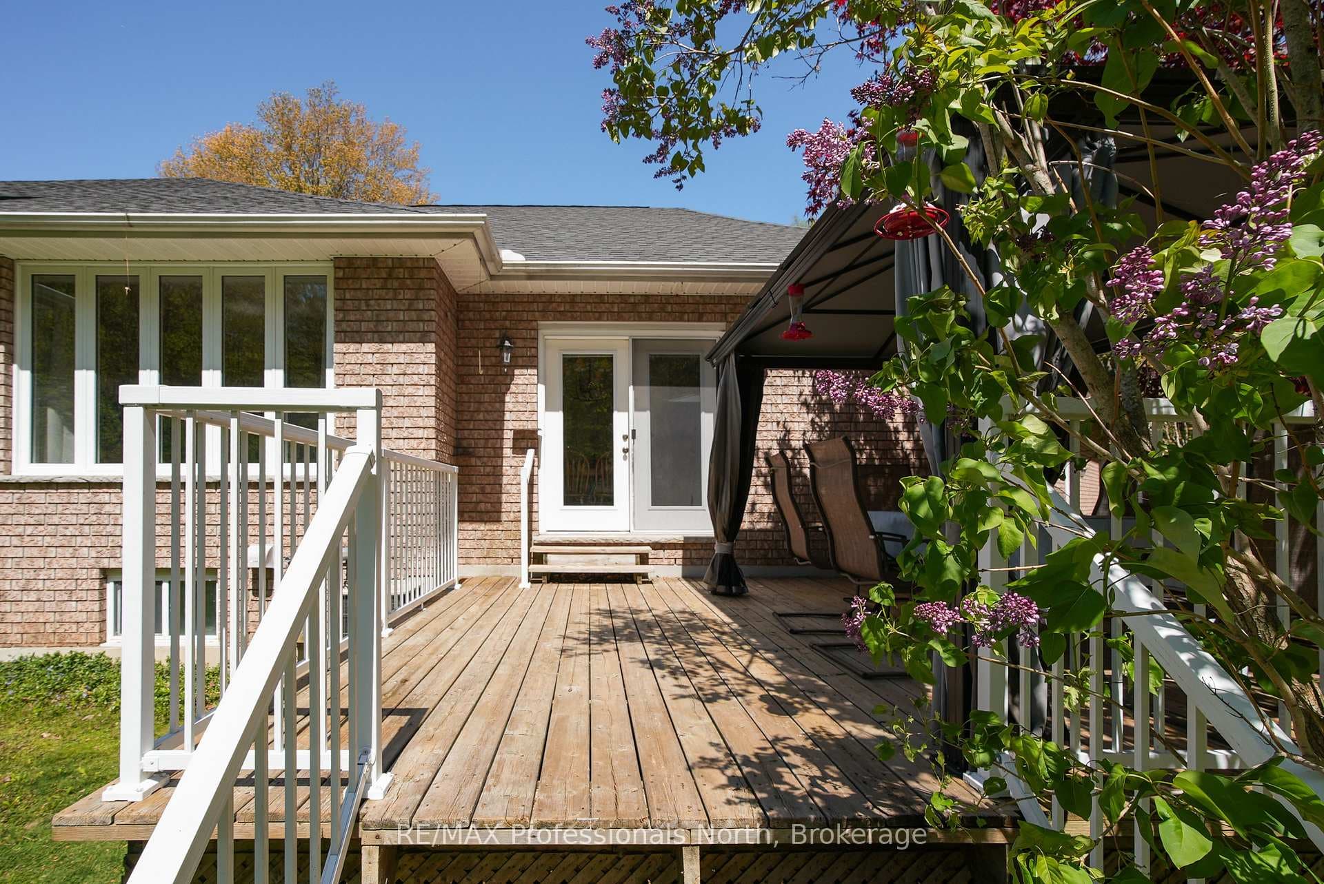 9883 Graham Road photo 33