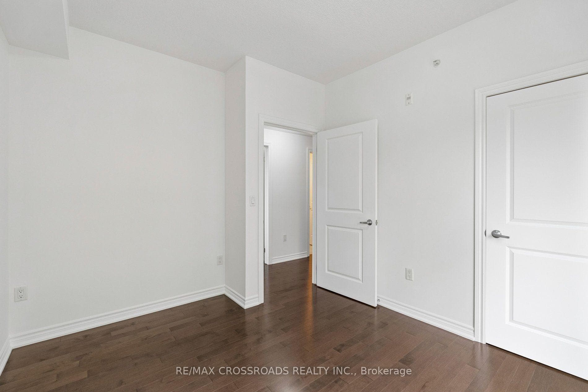 427 Aberdeen Avenue Unit 201 photo 14