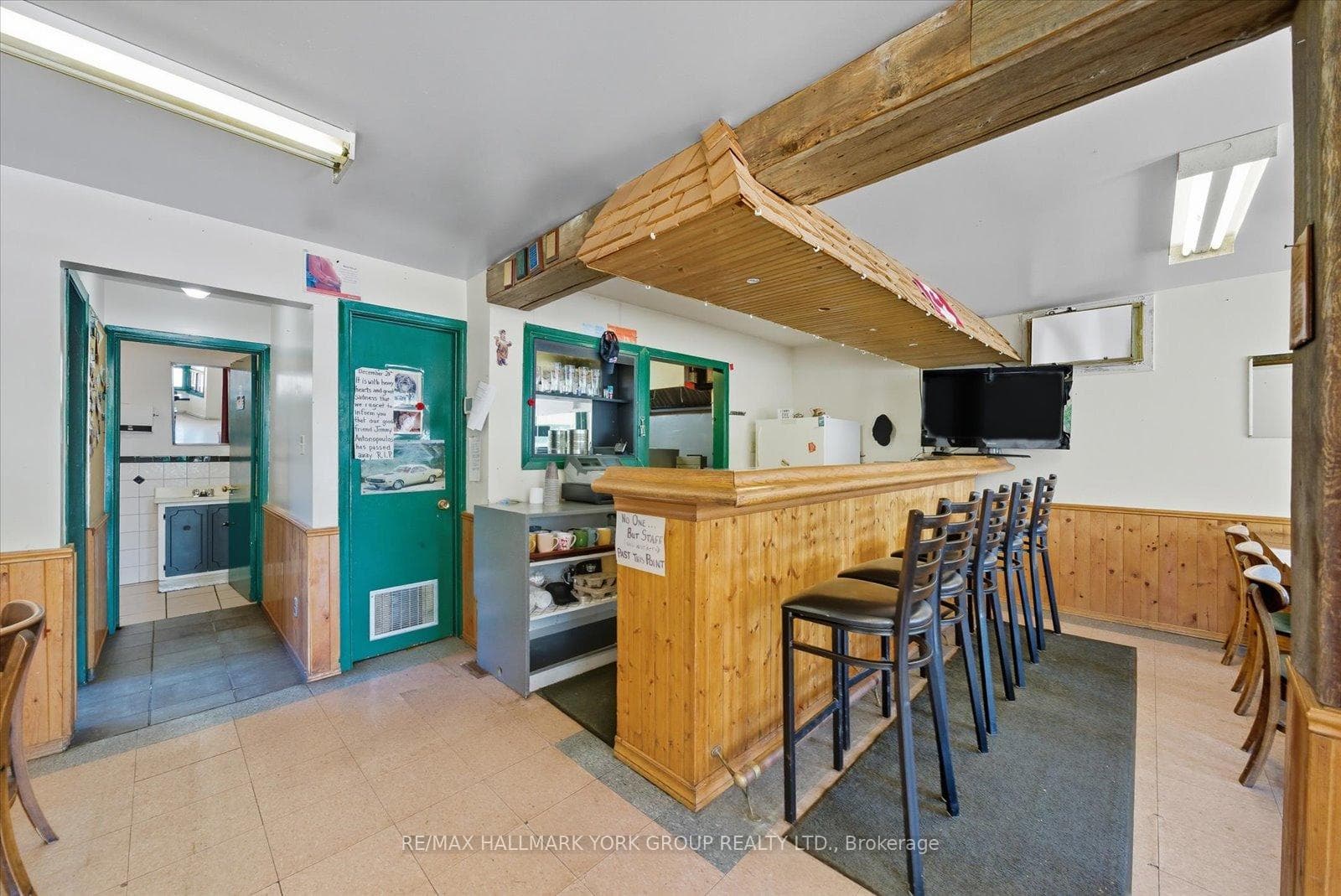 23035 Lake Ridge Road photo 17