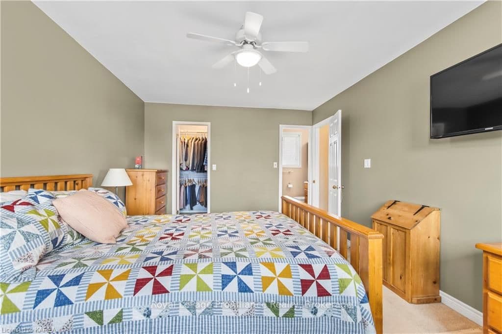 943 NEWHALL Drive photo 24