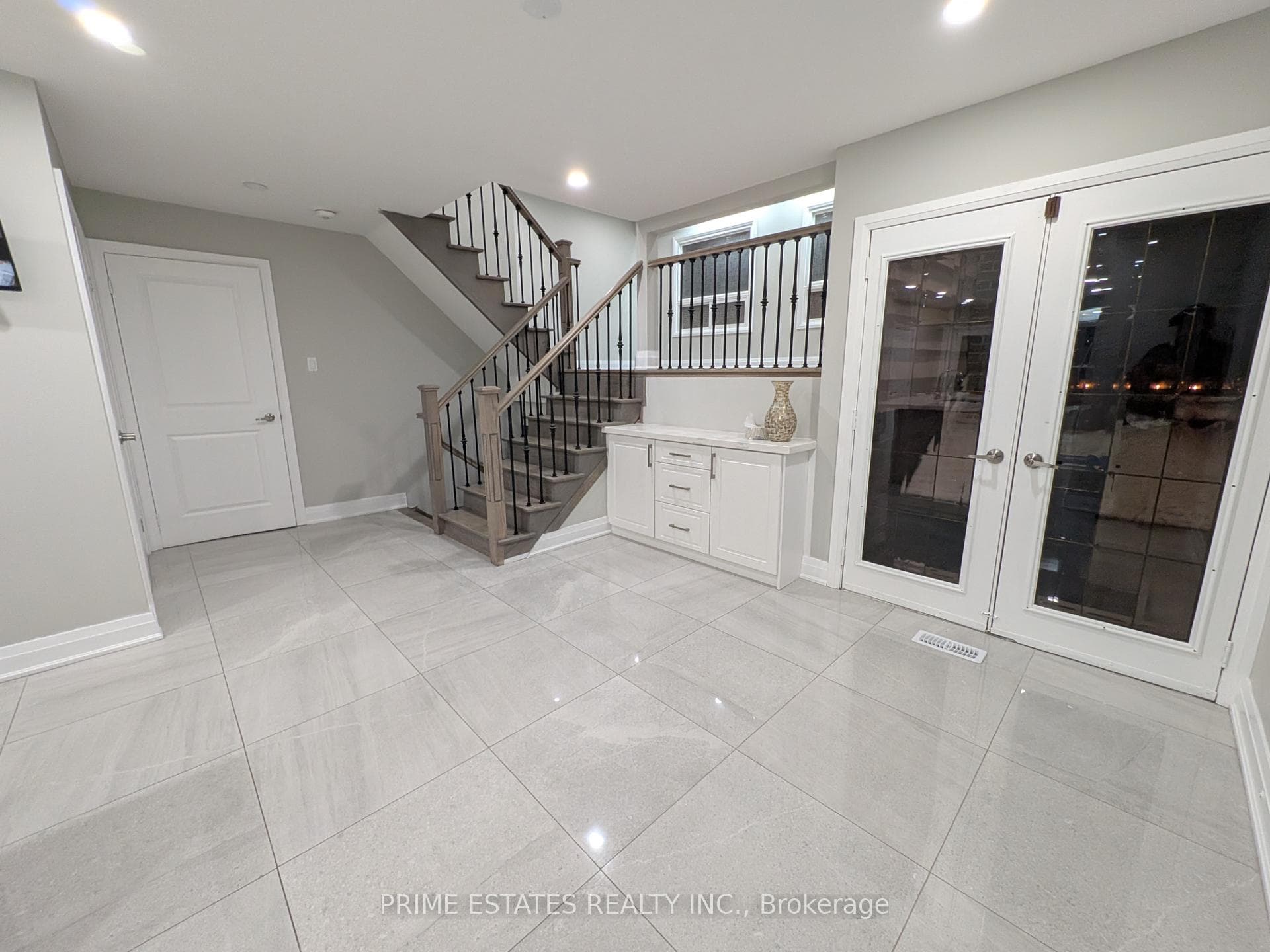 42 Gorsebrook Court photo 2