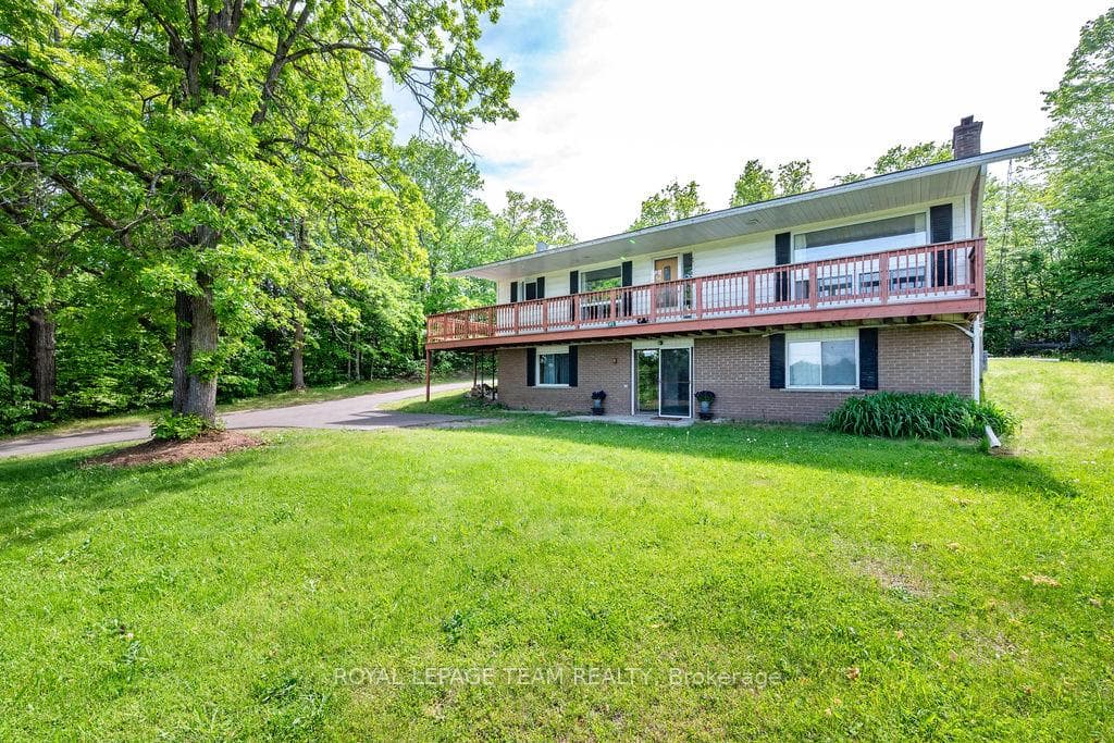 2 bedroom lower level apartment