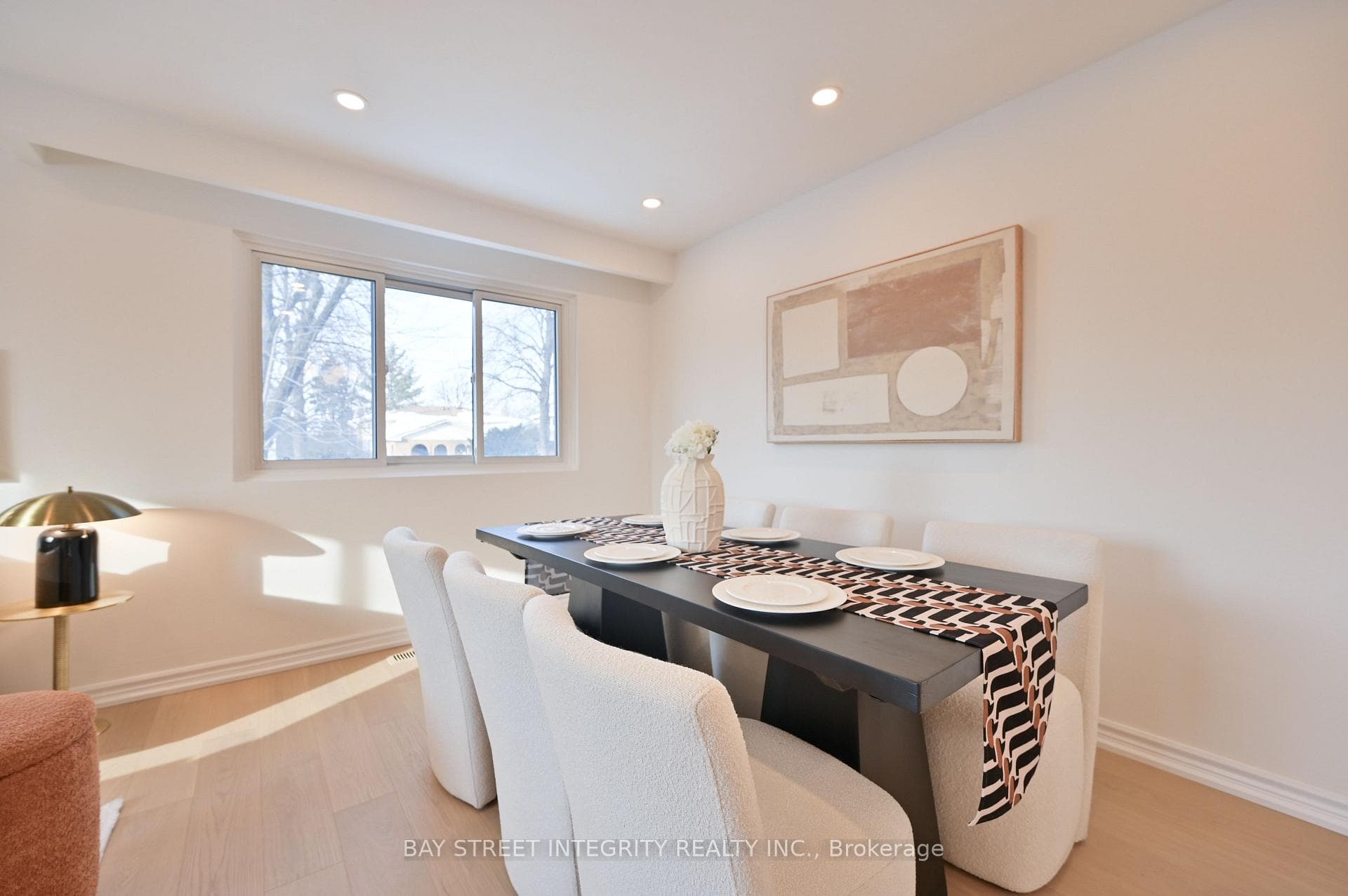 85 Angus Drive photo 23