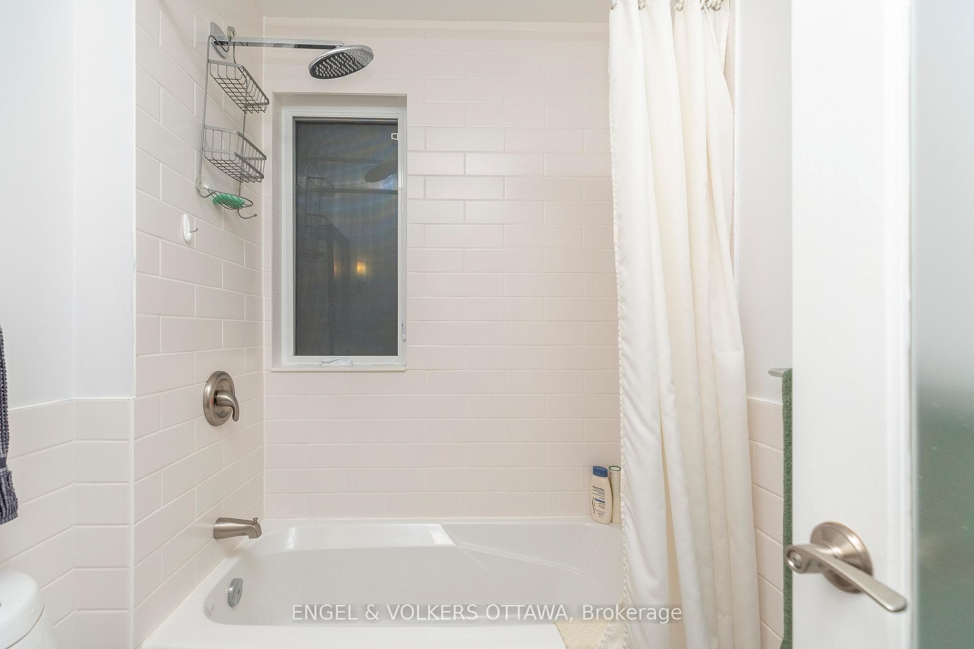 53 Vaughan Street photo 20