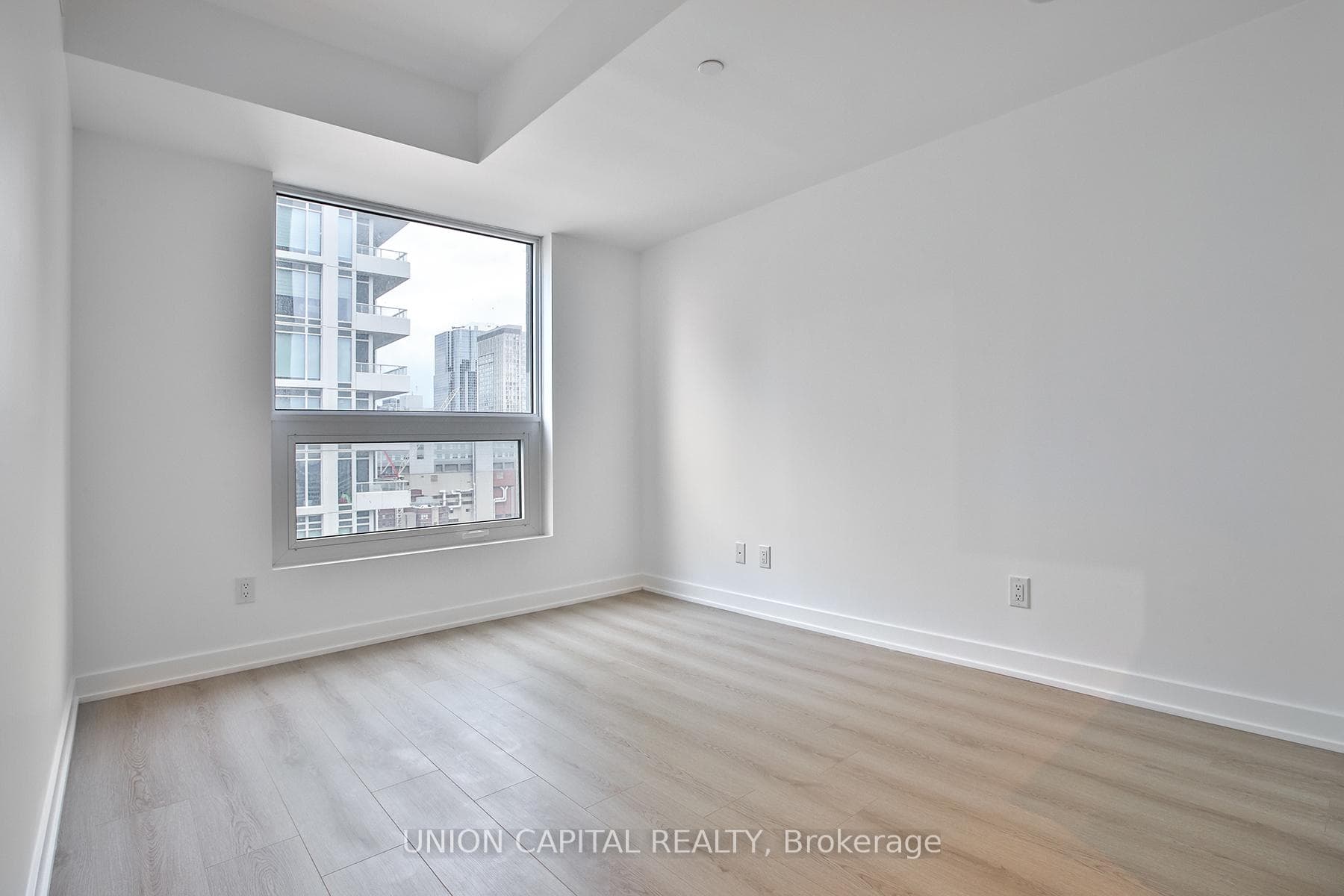 100 Queen Street Unit 2312 photo 12