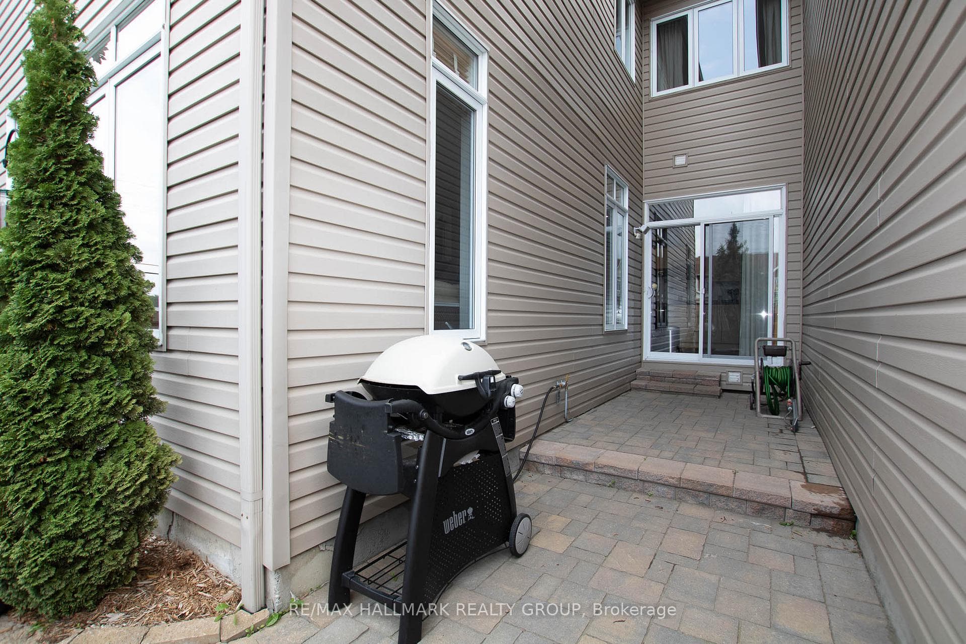 1397 Kitchener Avenue photo 35