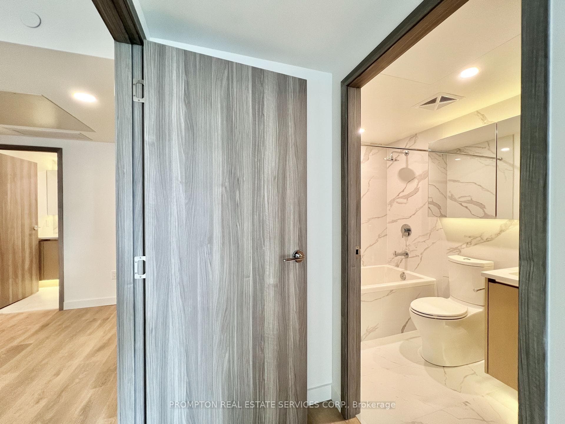3 Concord Cityplace Way Unit 826 photo 21
