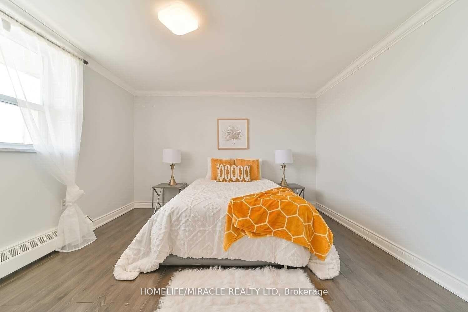 3533 Derry Road Unit 1008 photo 18