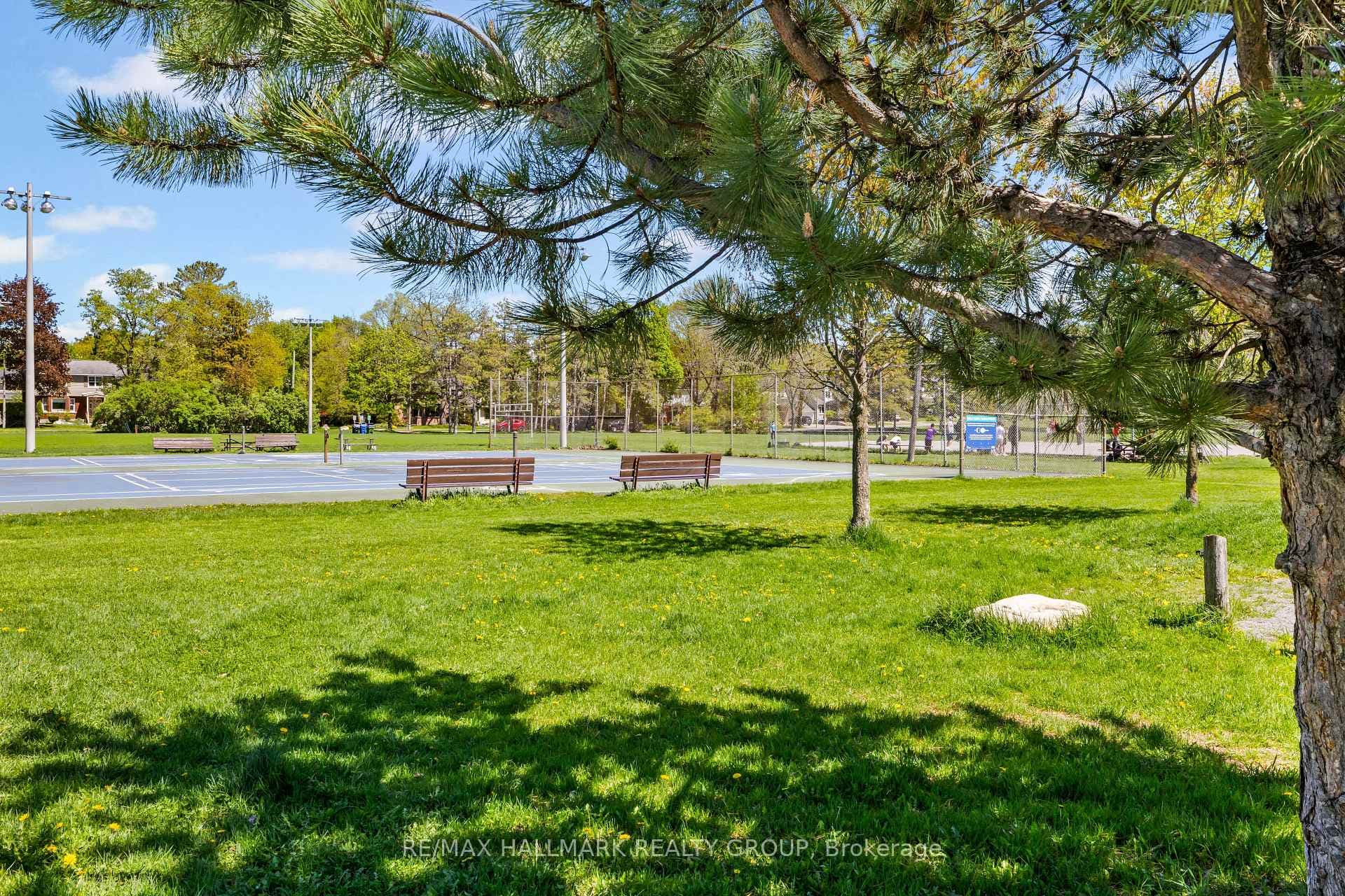 824 Byron Avenue photo 45