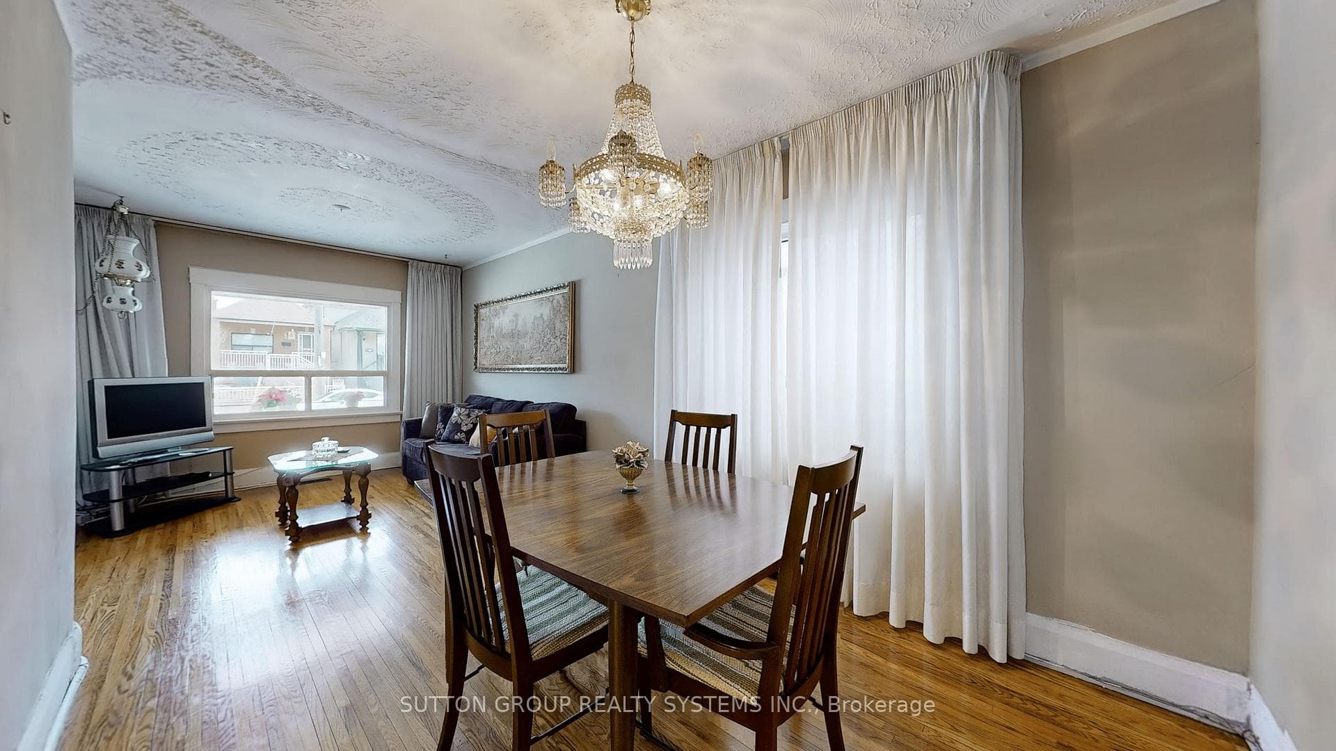 34 Gilbert Avenue photo 7