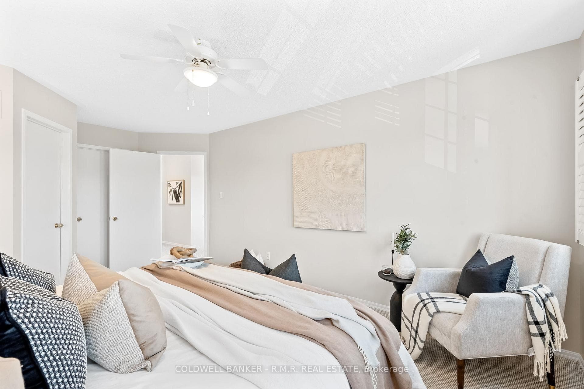 1482 Fieldgate Court photo 18