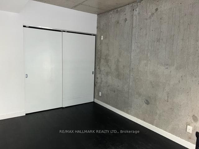 90 Broadview Avenue Unit 513 photo 7