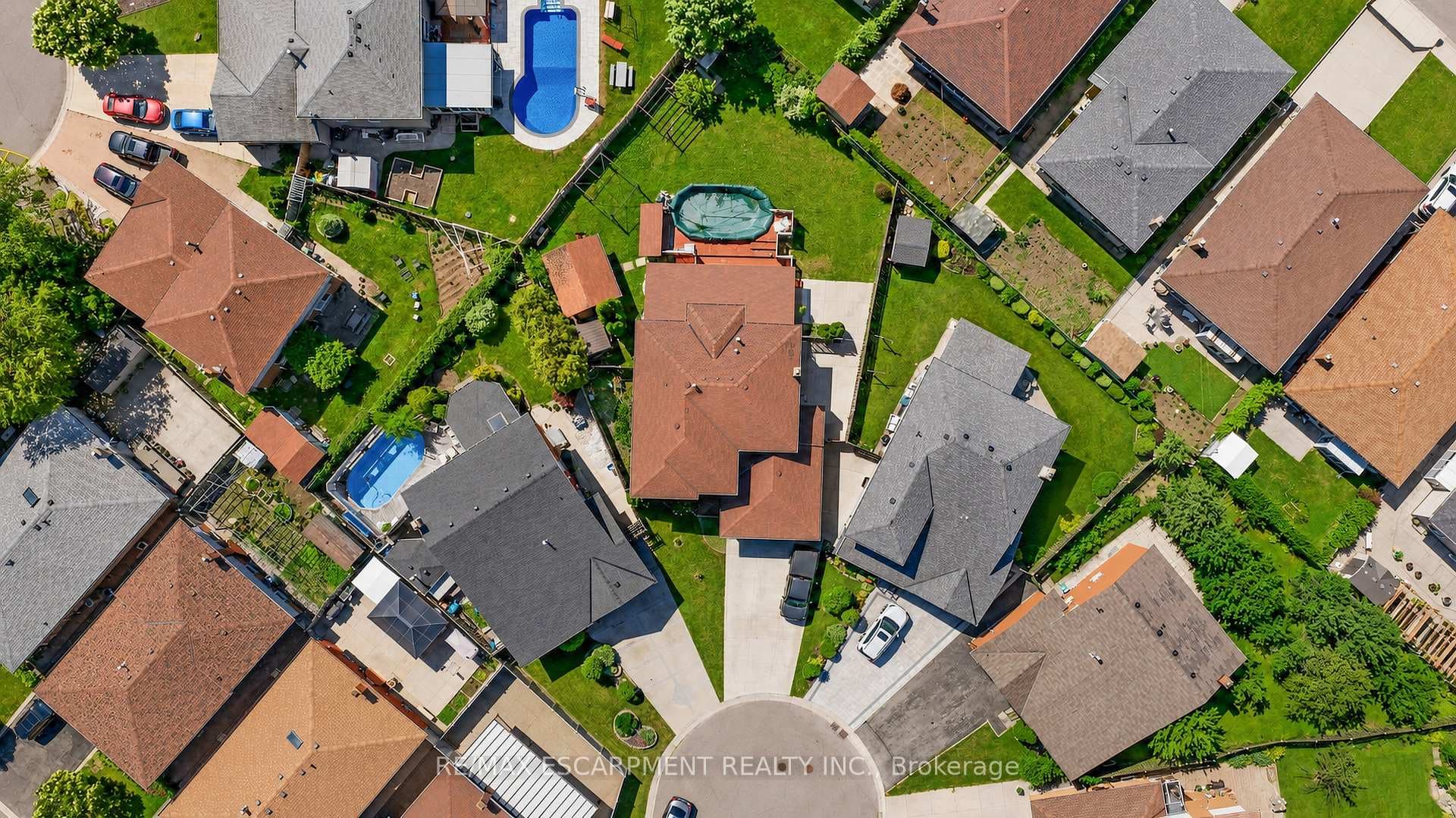 15 Talia Court photo 2
