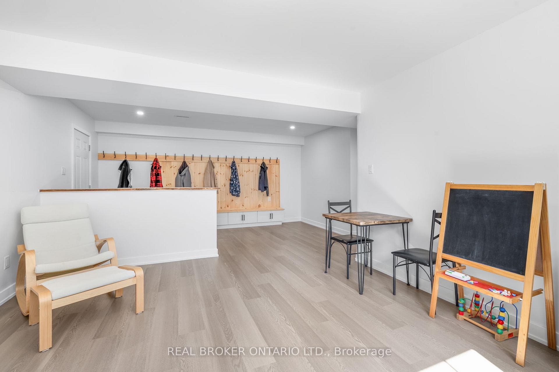 804 Darling Road photo 31