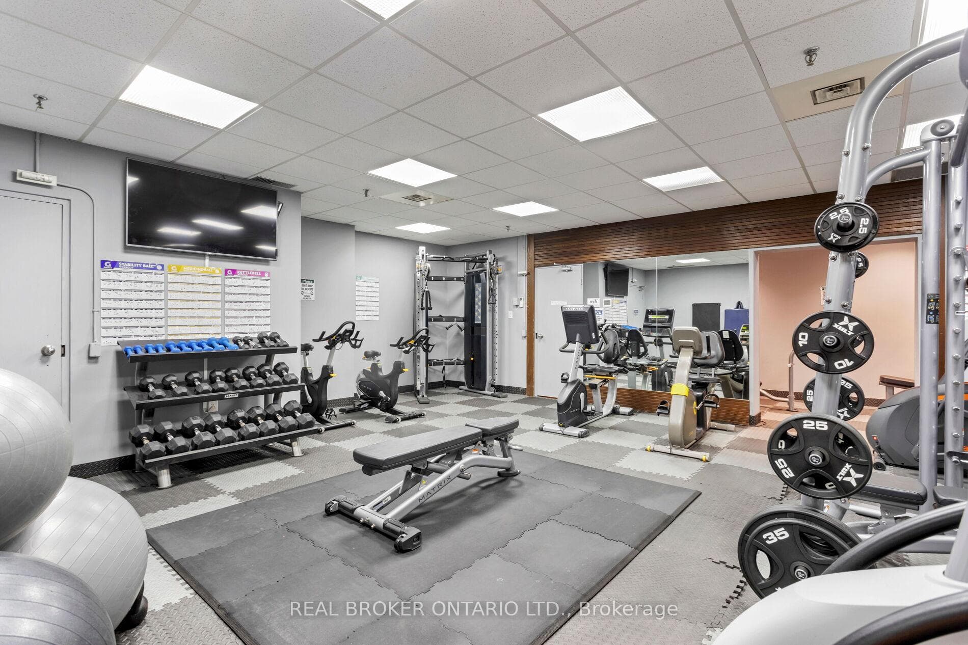 5250 Lakeshore Road Unit 607 photo 34