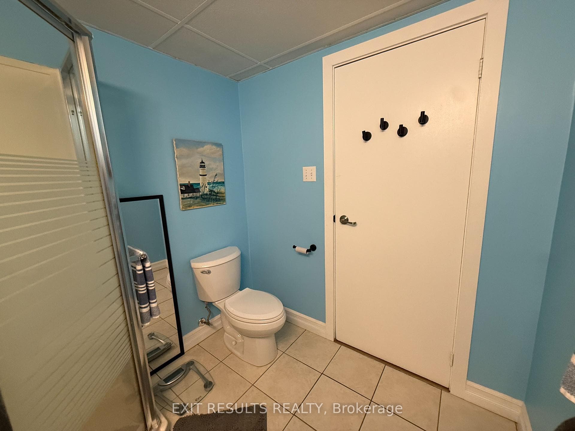 1090 DIANNE Avenue photo 37