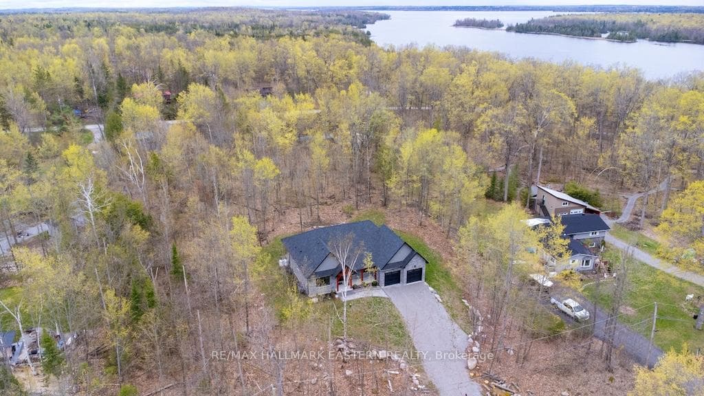 11 Maplewood Court photo 49