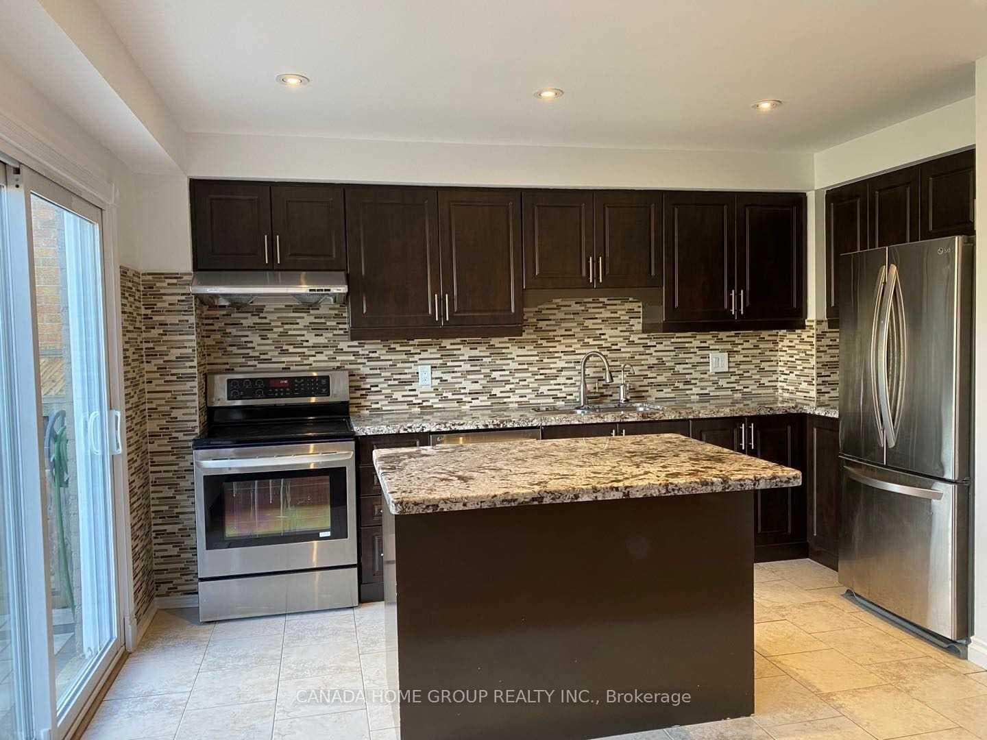 3251 Valcourt Crescent Unit Upper photo 7