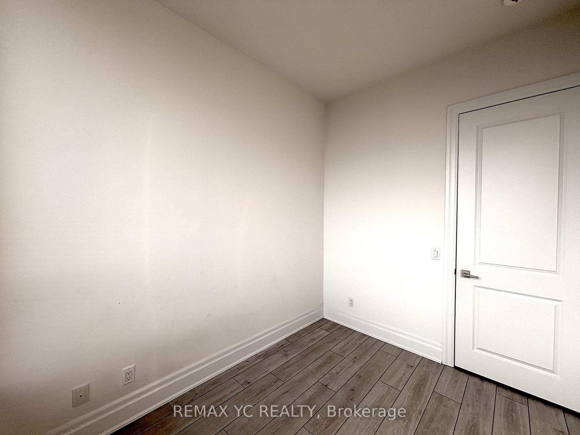 30 Elm Drive Unit PH06 photo 16