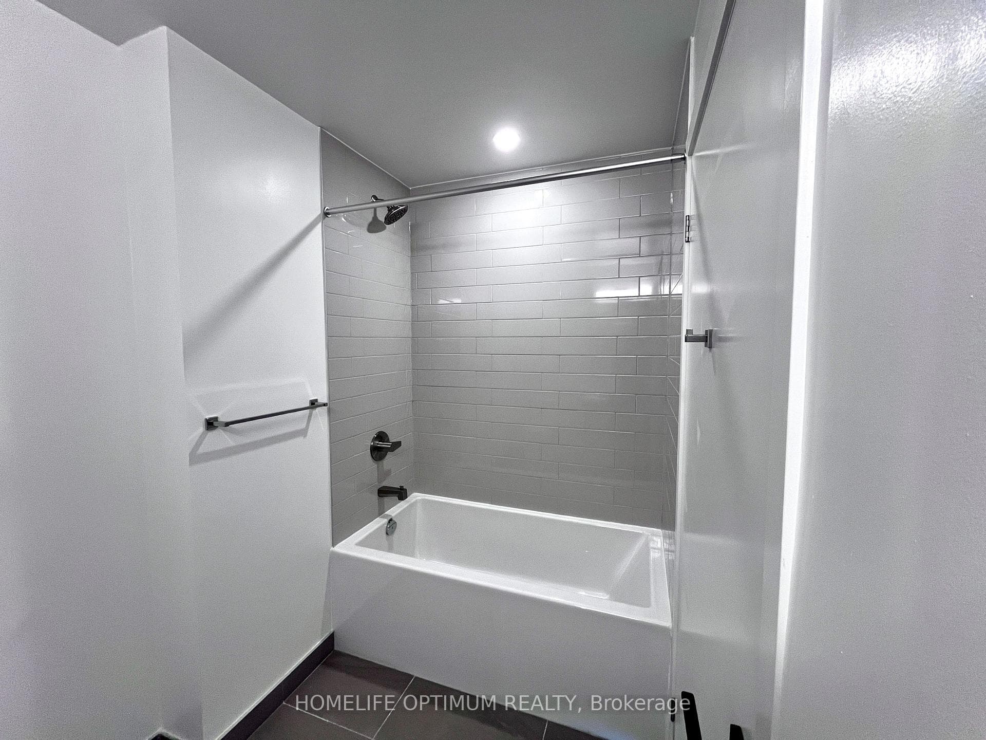 319 Jarvis Street Unit 2508 photo 9
