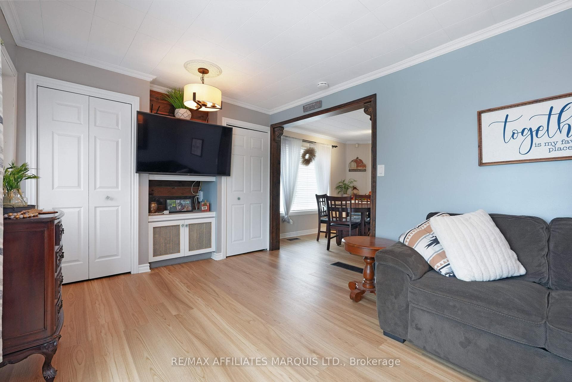 1617 OLD McConnell Avenue photo 4