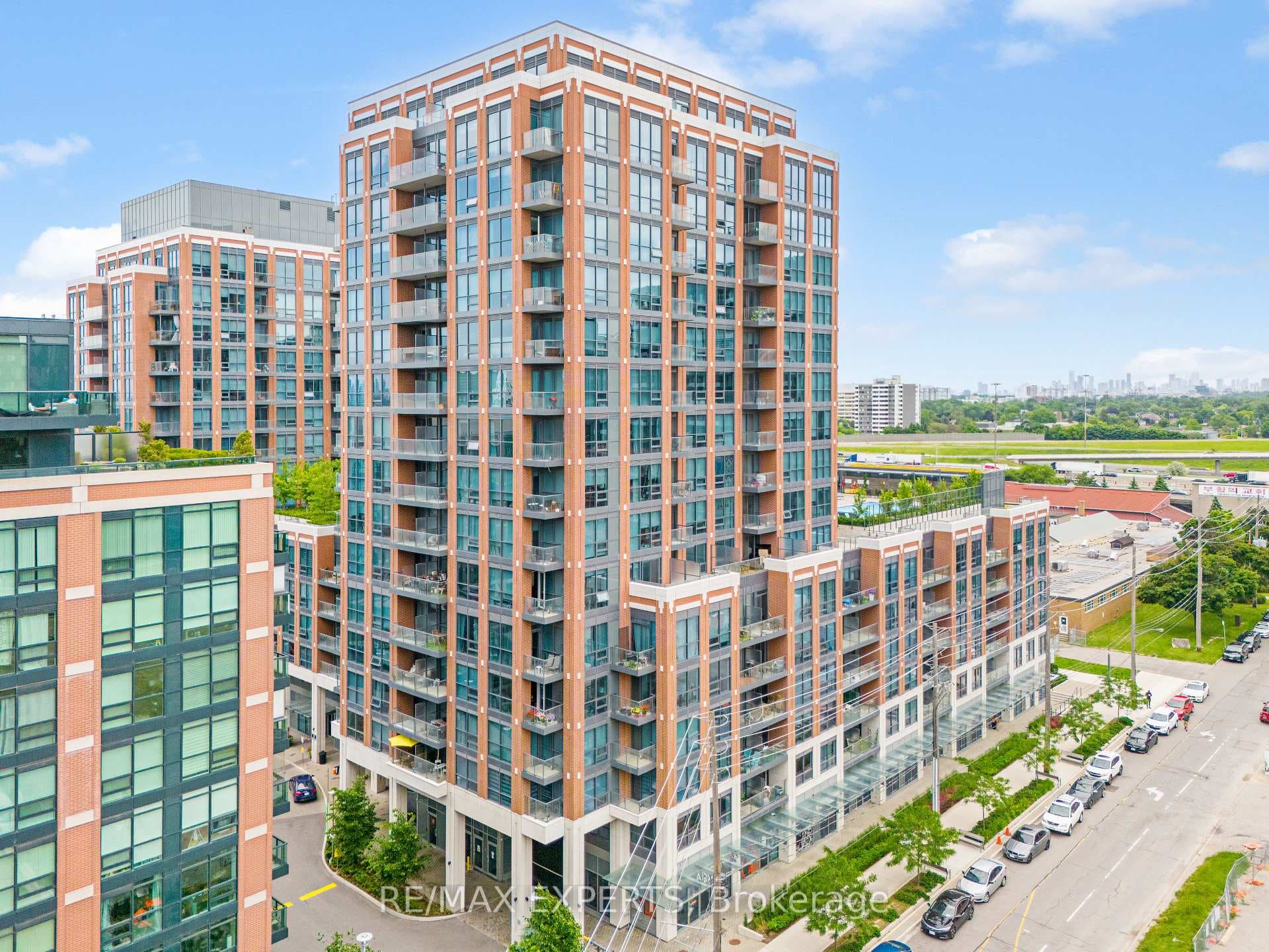 31 Tippett Road Unit 1410 photo 29