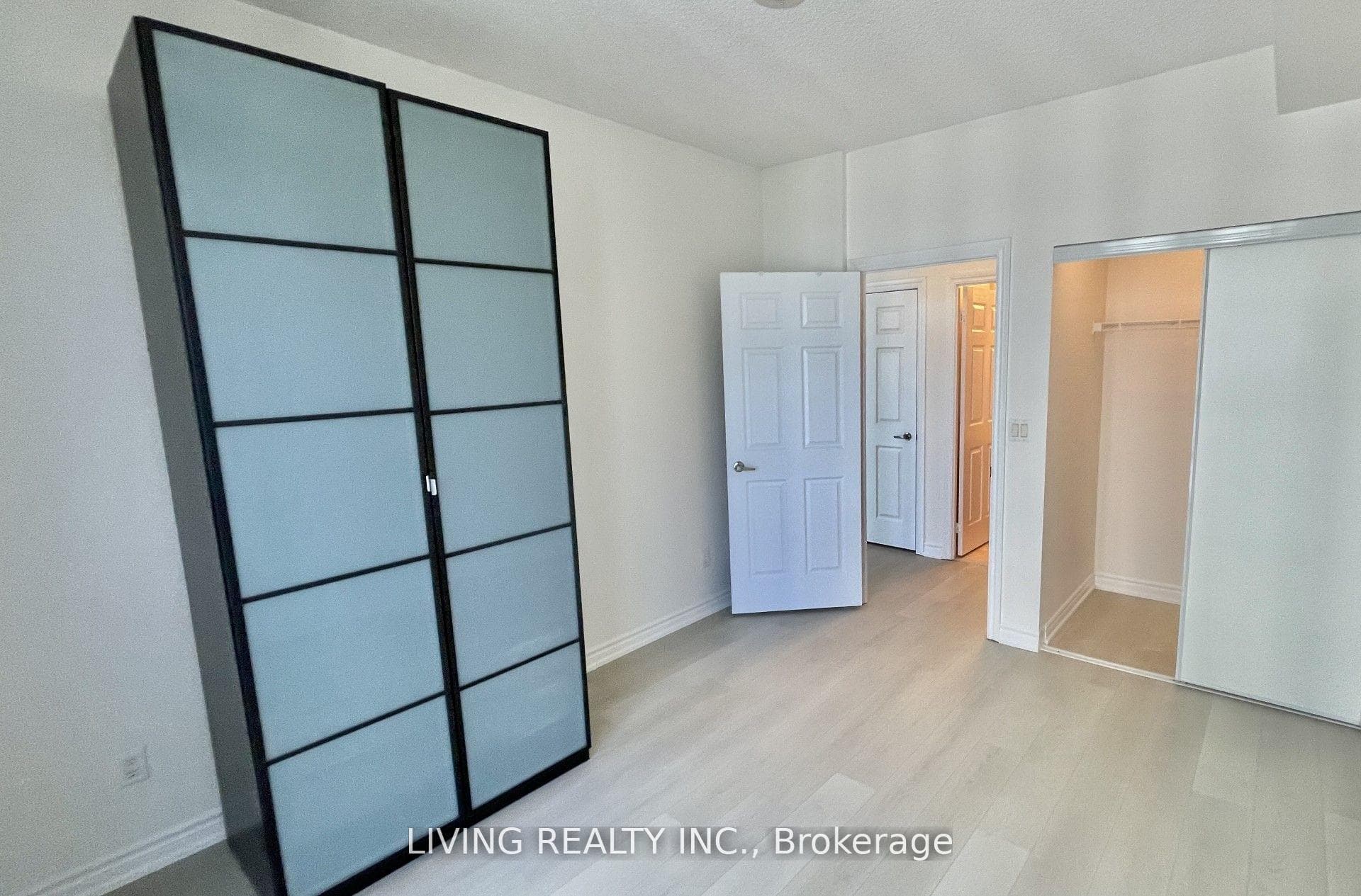 761 Bay Street Unit 3212 photo 6
