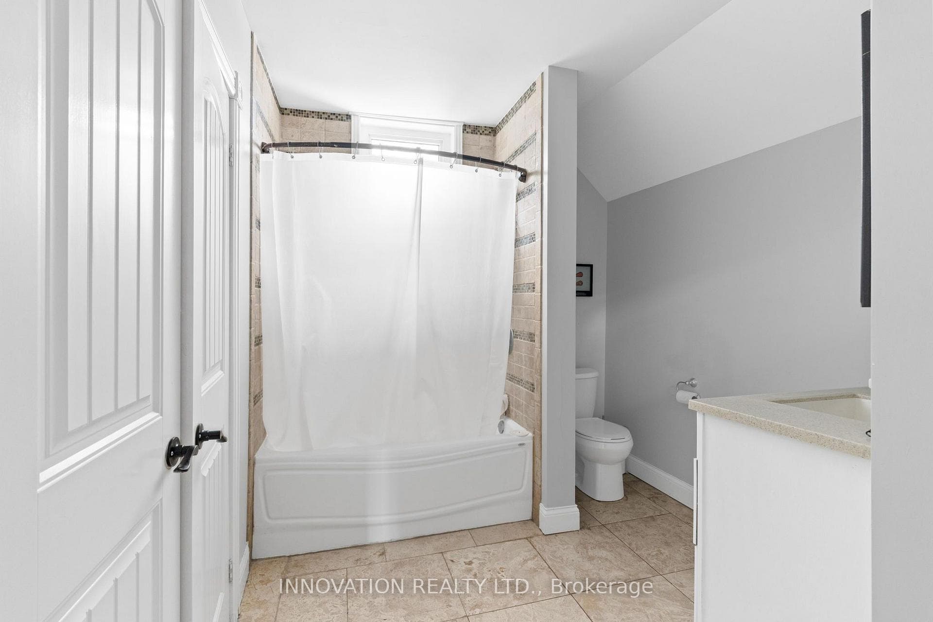 348 Donald B. Munro Drive Unit #2 photo 15