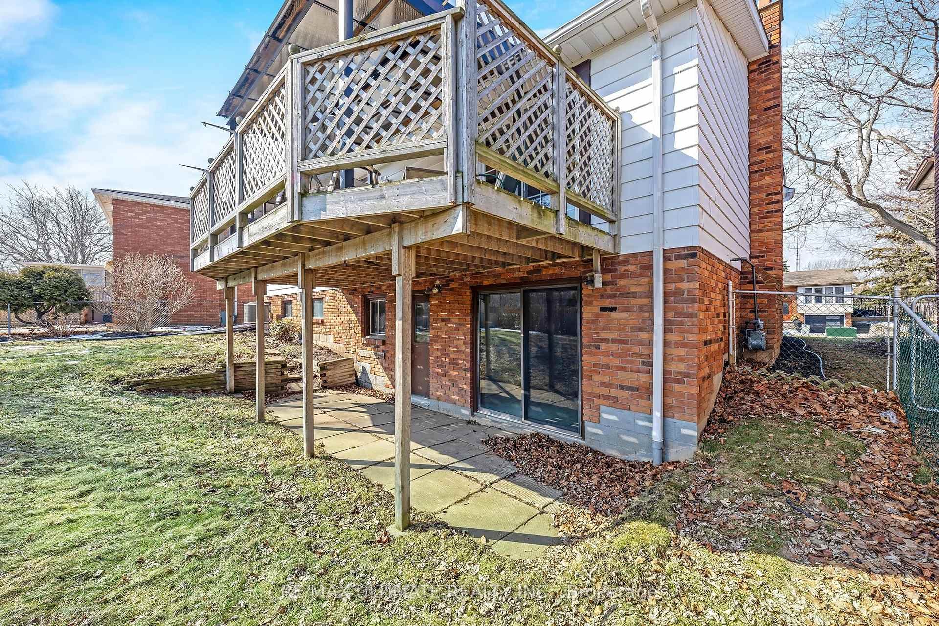 54 Debora Drive photo 41