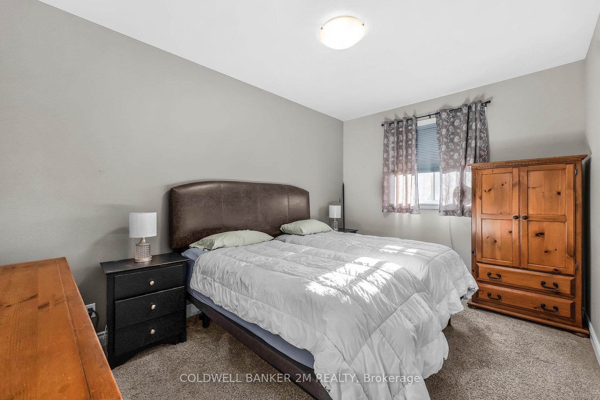 10 Crispin Street photo 21