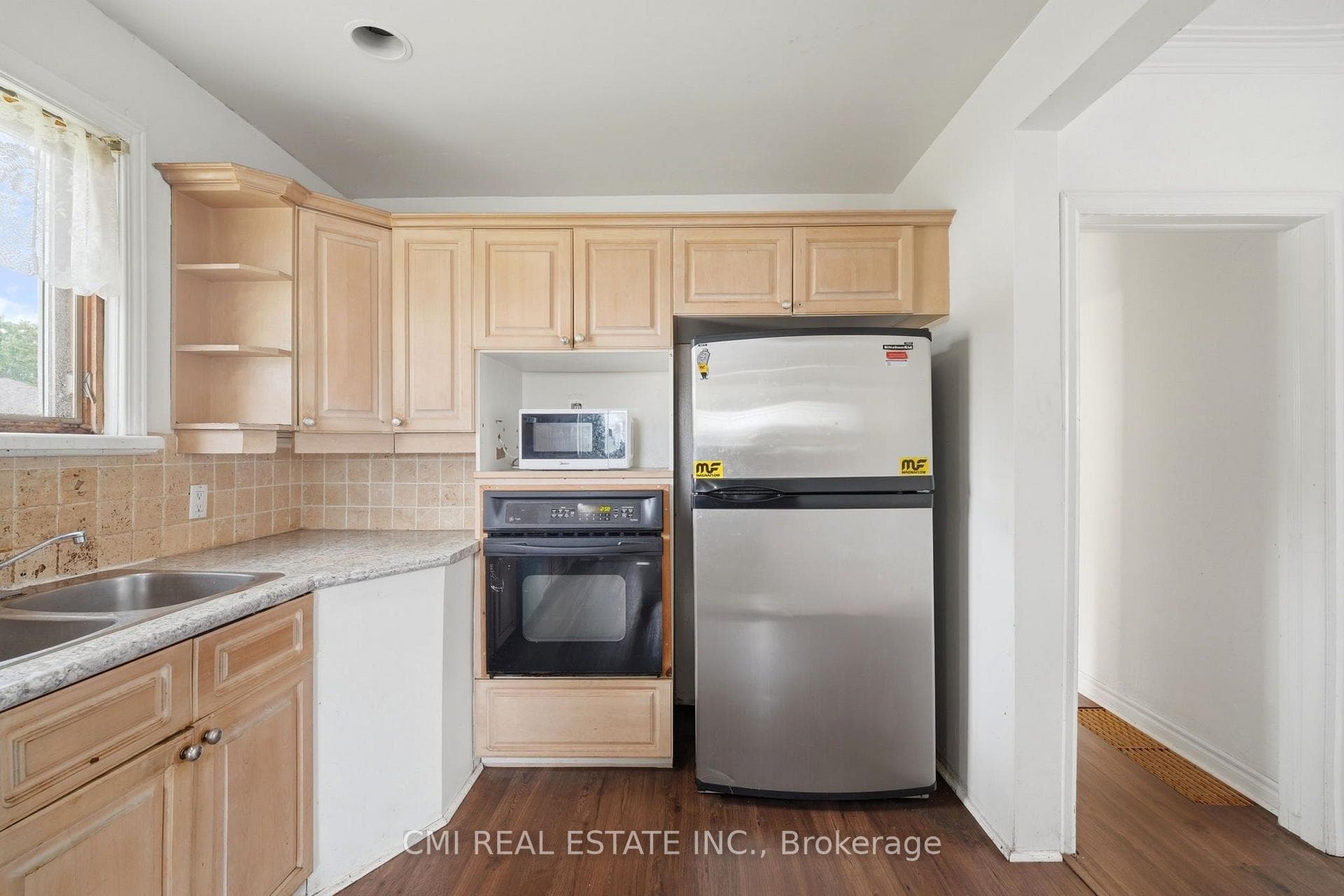 106 Flora Drive photo 11