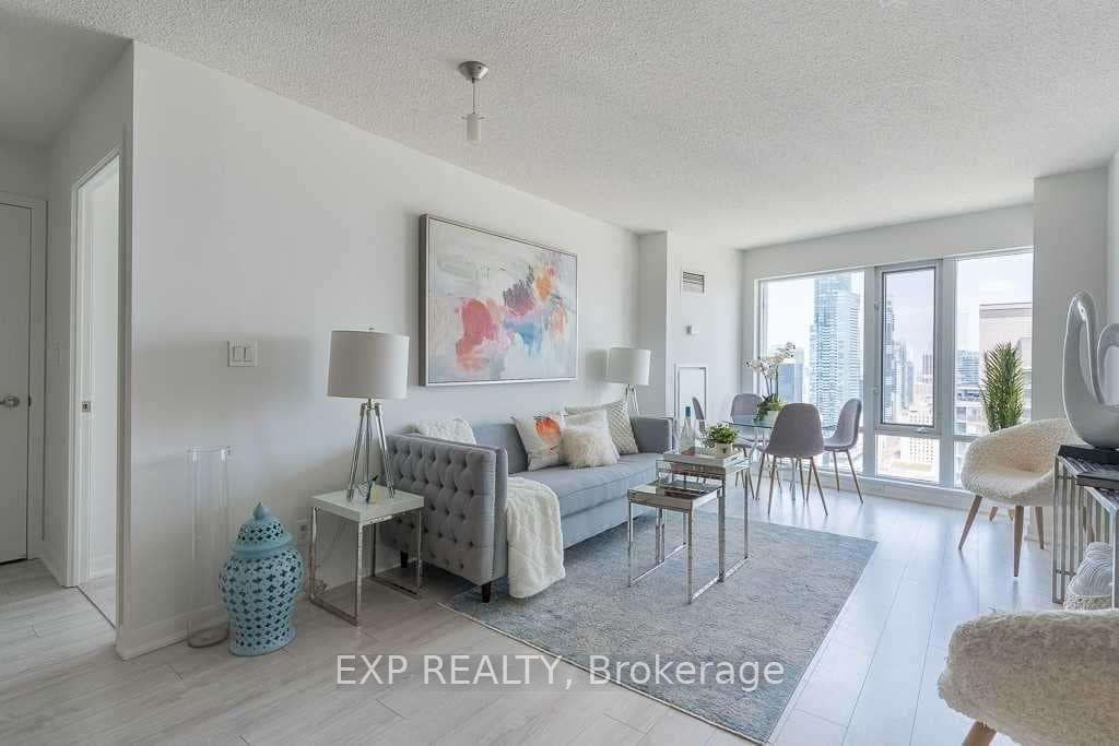 210 Victoria Street Unit 4112 photo 7