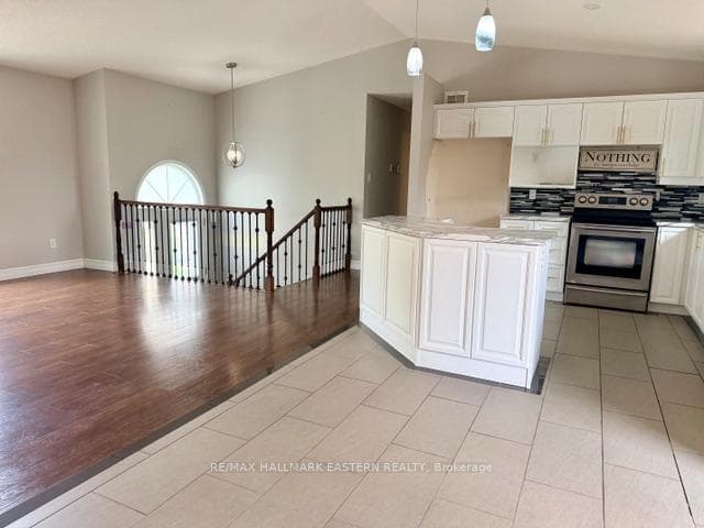 28 Grant Drive photo 4