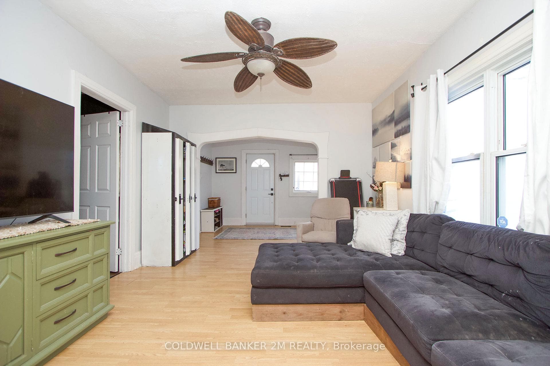 304 Burk Street photo 6